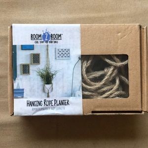 Hanging rope planter